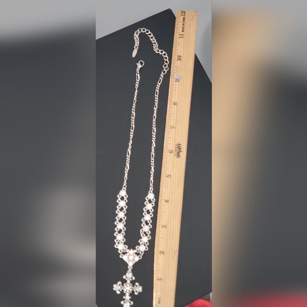 VCLM 20" Vintage Rhinestone Cross Necklace💜 ✝️ ⚜️💜 - Picture 6 of 6